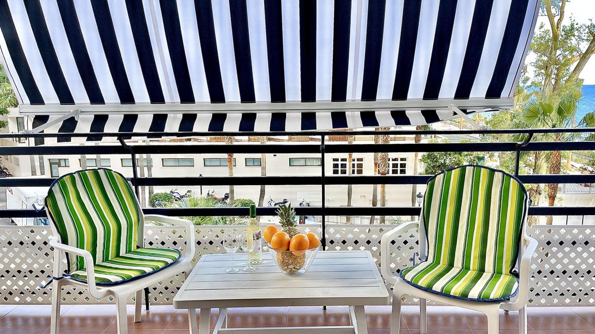 Beachfront 1Br Apartment In Center Of Marbella! Buitenkant foto